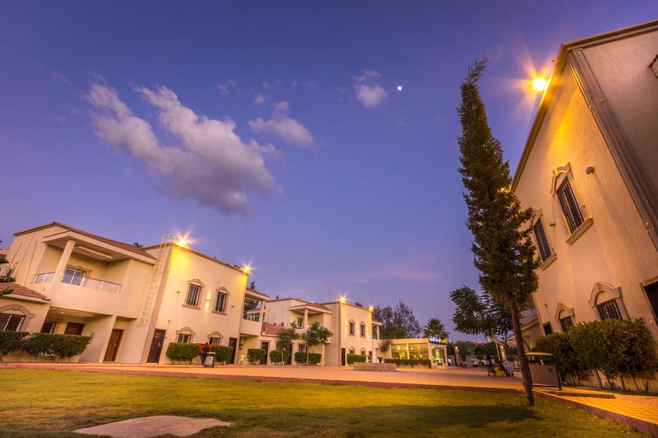Al Muhaidb Residence For Chalets And Holidays Homes Al Hada Exterior photo